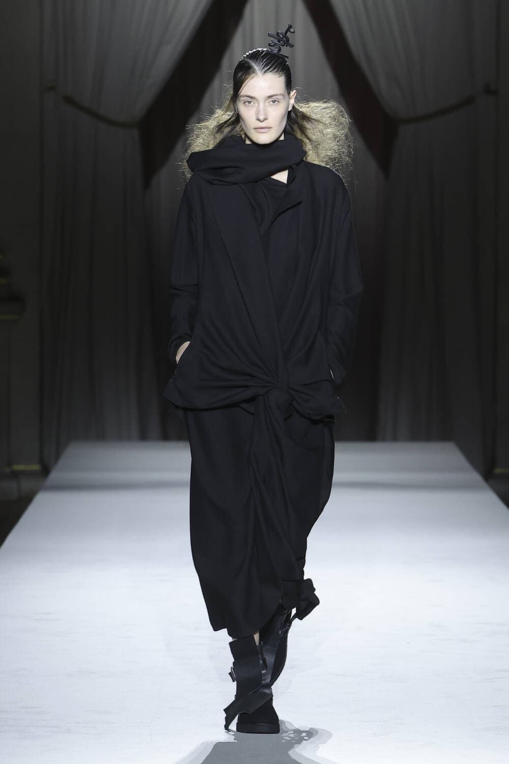 Yohji Yamamoto: Ready-To-Wear AW25 - 10 Magazine